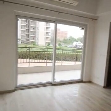 3 BHK Apartment For Rent in Adani Oyster Grande Phase 2, Sector 102a