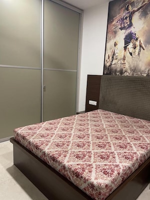 Bedroom in 3 BHK Apartment at Oberoi Exquisite Goregaon, Goregaon East – for Rent