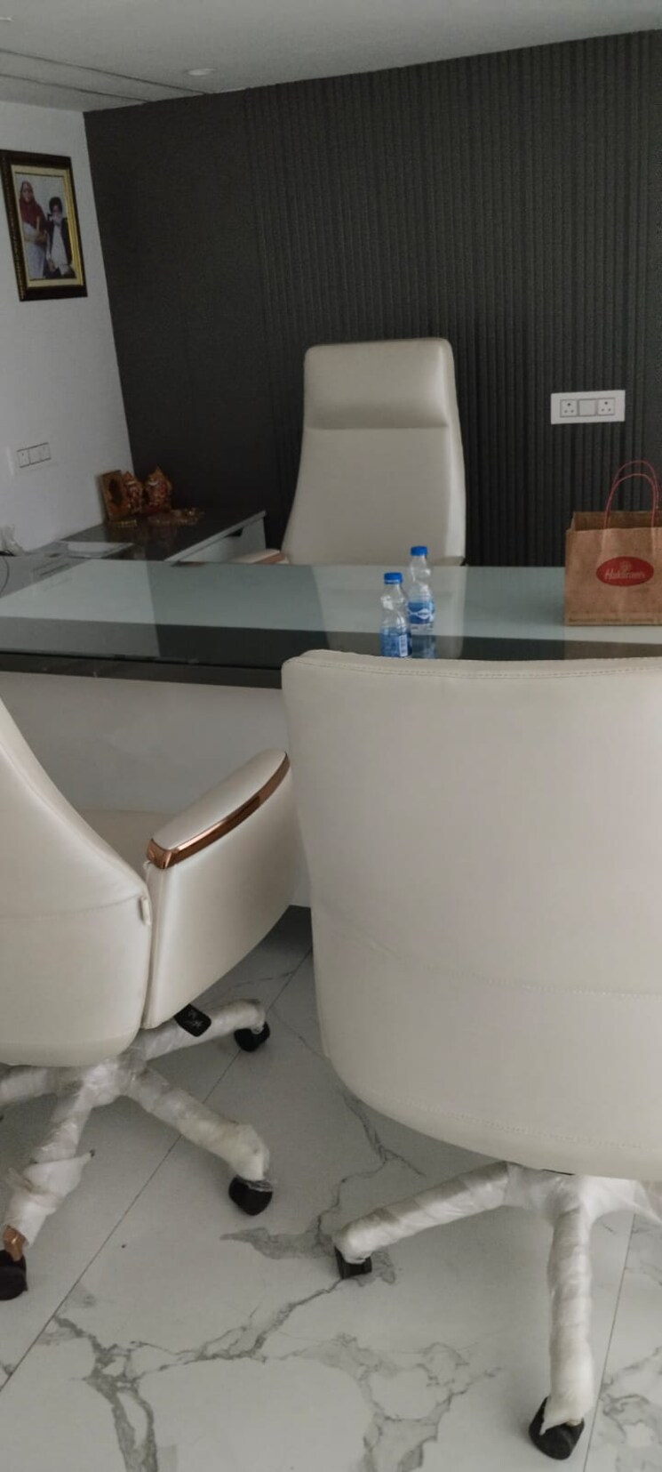 Team Area, janakpuri Commercial Office Space 1500 Sq.Ft. In Janakpuri Delhi 9431221