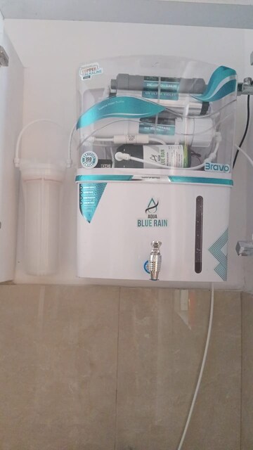 Furnished Amenities in 2 BHK Apartment at Ansals Celebrity Greens, Sushant Golf City – for Rent