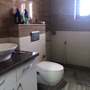 Bathroom in 3.5 BHK Villa at Sector 21 – for Rent