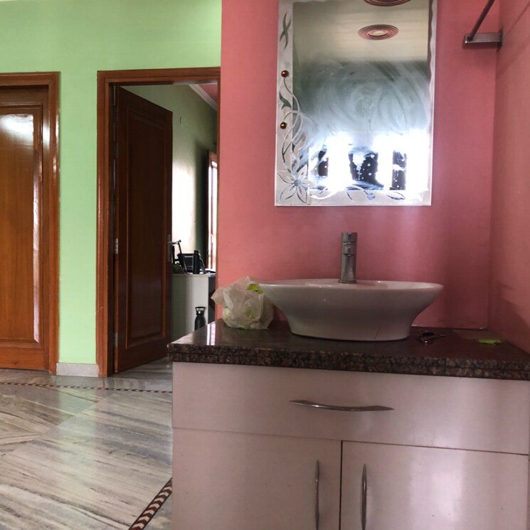 Bathroom, sector 21 3.5 Bedroom 1500 Sq.Ft. Villa In Sector 21 Gurgaon 9431208