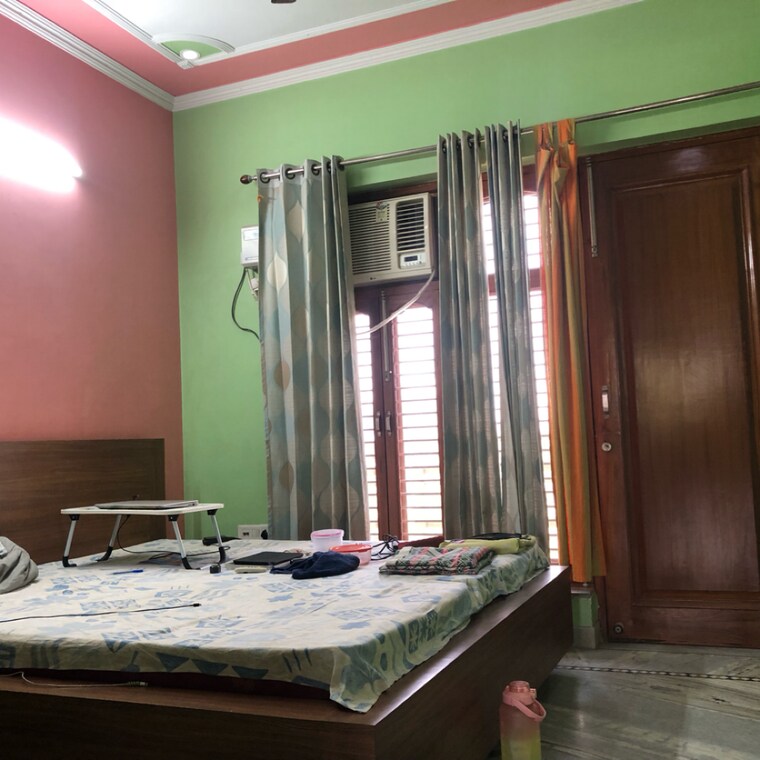 Bedroom, sector 21 3.5 Bedroom 1500 Sq.Ft. Villa In Sector 21 Gurgaon 9431208