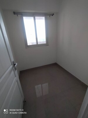 Room in 2.5 BHK Apartment at Migsun Ultimo, Omicron Iii Greater Noida – for Sale
