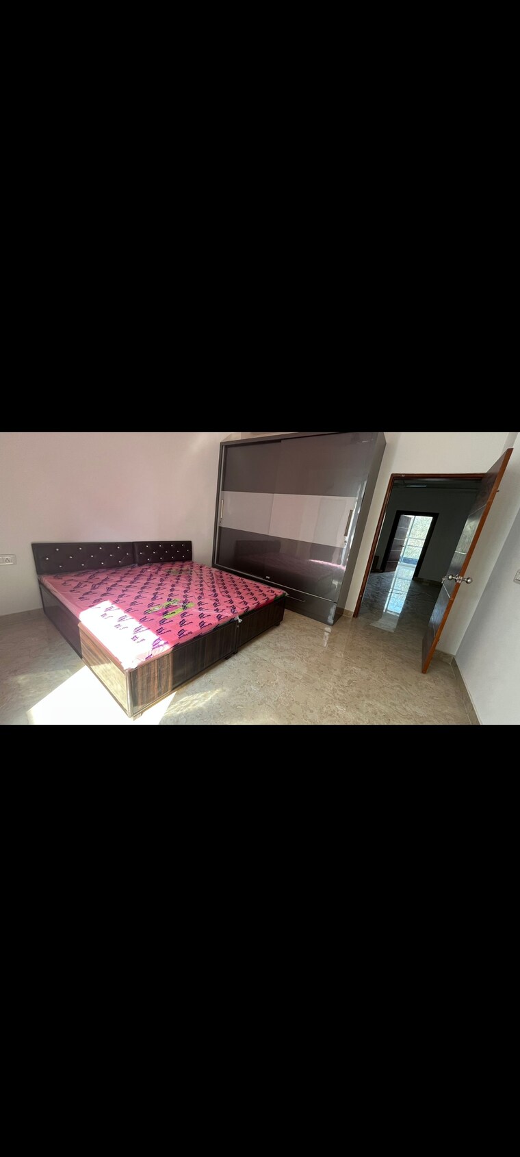 Bedroom, sector 38 Pg For Girls In Sector 38 9431178