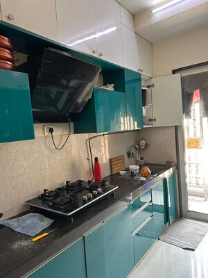 Team Area in 3 BHK Apartment at Raheja Reflections, Kandivali East – for Rent