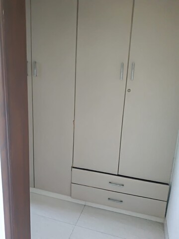 Furnished Amenities in 2 BHK Builder Floor at RWA Apartments Sector 47, Sector 47 – for Rent