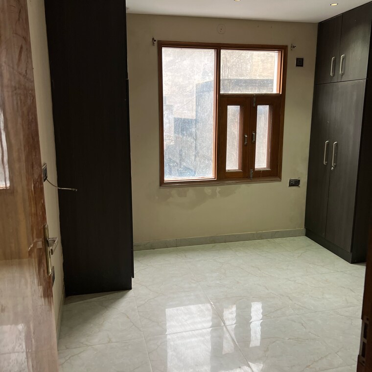 Room, dashrath puri 2 Bedroom 500 Sq.Ft. Builder Floor In Dashrath Puri Delhi 9431246