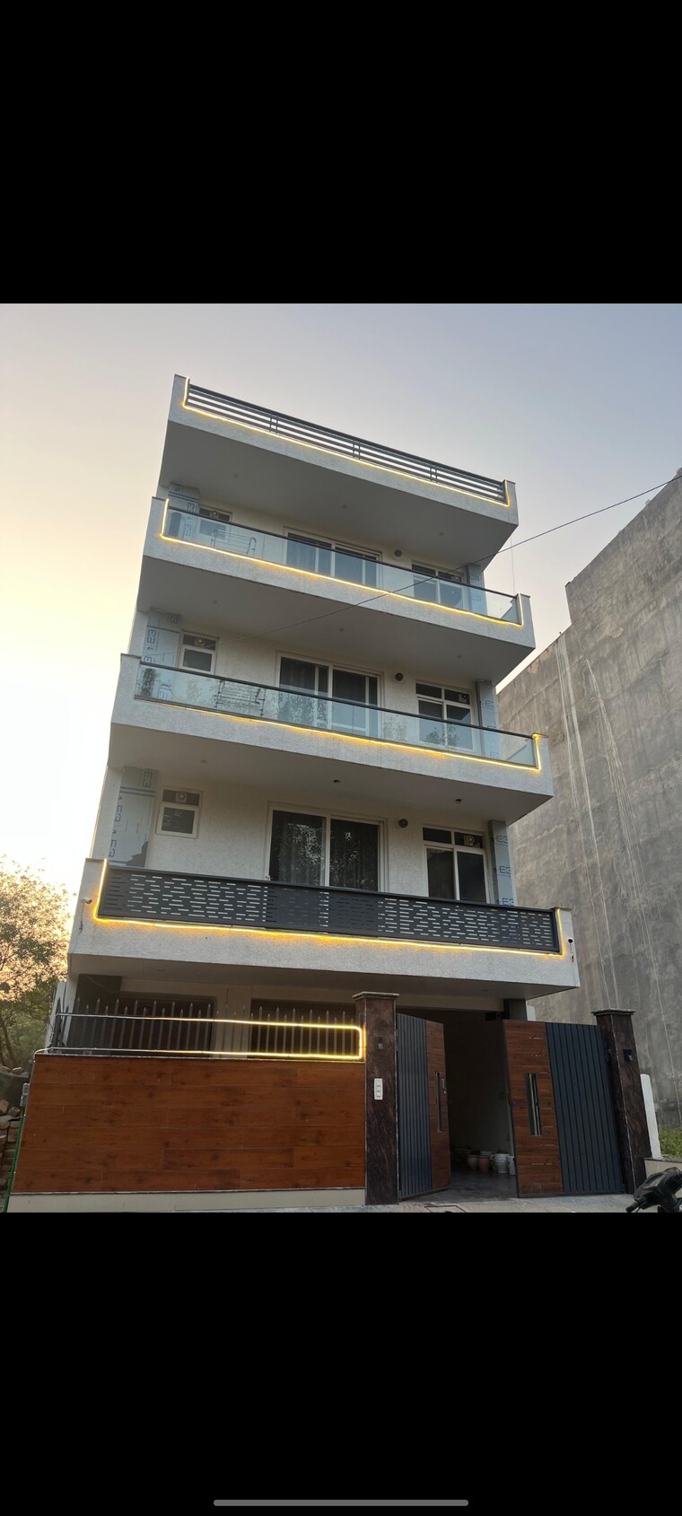 Exterior View, sector 38 Pg For Girls In Sector 38 9431449