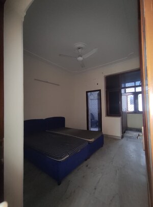 Room in 4 BHK Apartment at Emaar Palm Hills, Sector 77 – for Rent