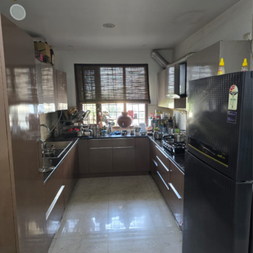 Kitchen in 3.5 BHK Builder Floor at Sector 23 – for Rent
