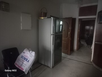 Room in 3 BHK Builder Floor at Vasant Vihar – for Rent