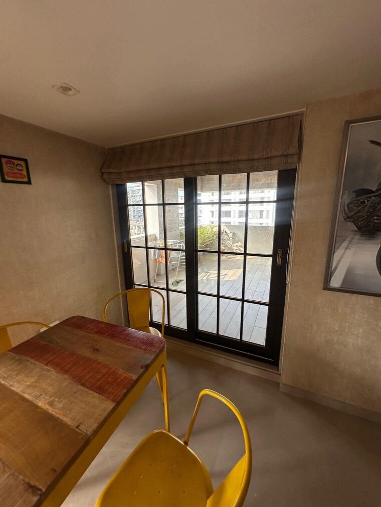 Hall, bandra west 3 Bedroom 1800 Sq.Ft. Apartment In Bandra West Mumbai 9431412