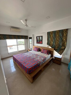 Master Bedroom in 3 BHK Apartment at Bandra West – for Rent