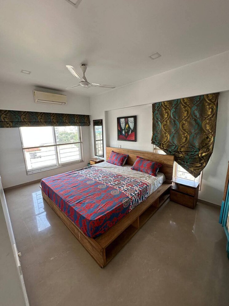 Master Bedroom, bandra west 3 Bedroom 1800 Sq.Ft. Apartment In Bandra West Mumbai 9431412