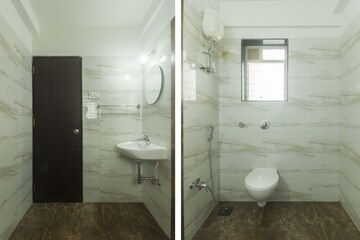 Bathroom in  Pg at Borivali East – for Rent