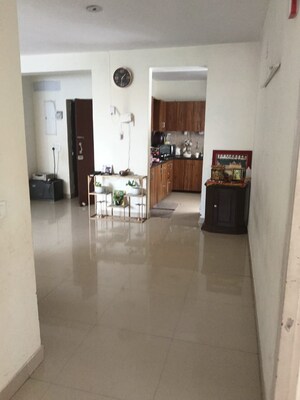 Room in 4 BHK Apartment at Emaar Palm Hills, Sector 77 – for Rent