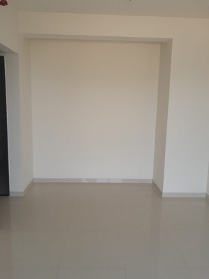 Room in 4 BHK Apartment at SD Epsilon, Kandivali East – for Sale