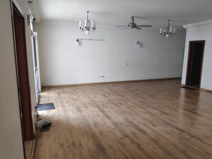 Room in 2 BHK Apartment at Goyal and Co Orchid Greens, Kannur – for Rent