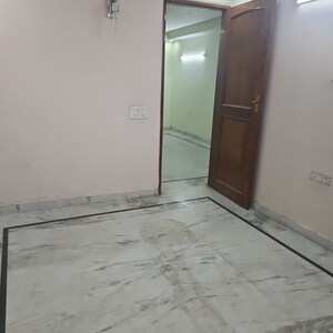 Room in 2 BHK Builder Floor at Wakad – for Rent