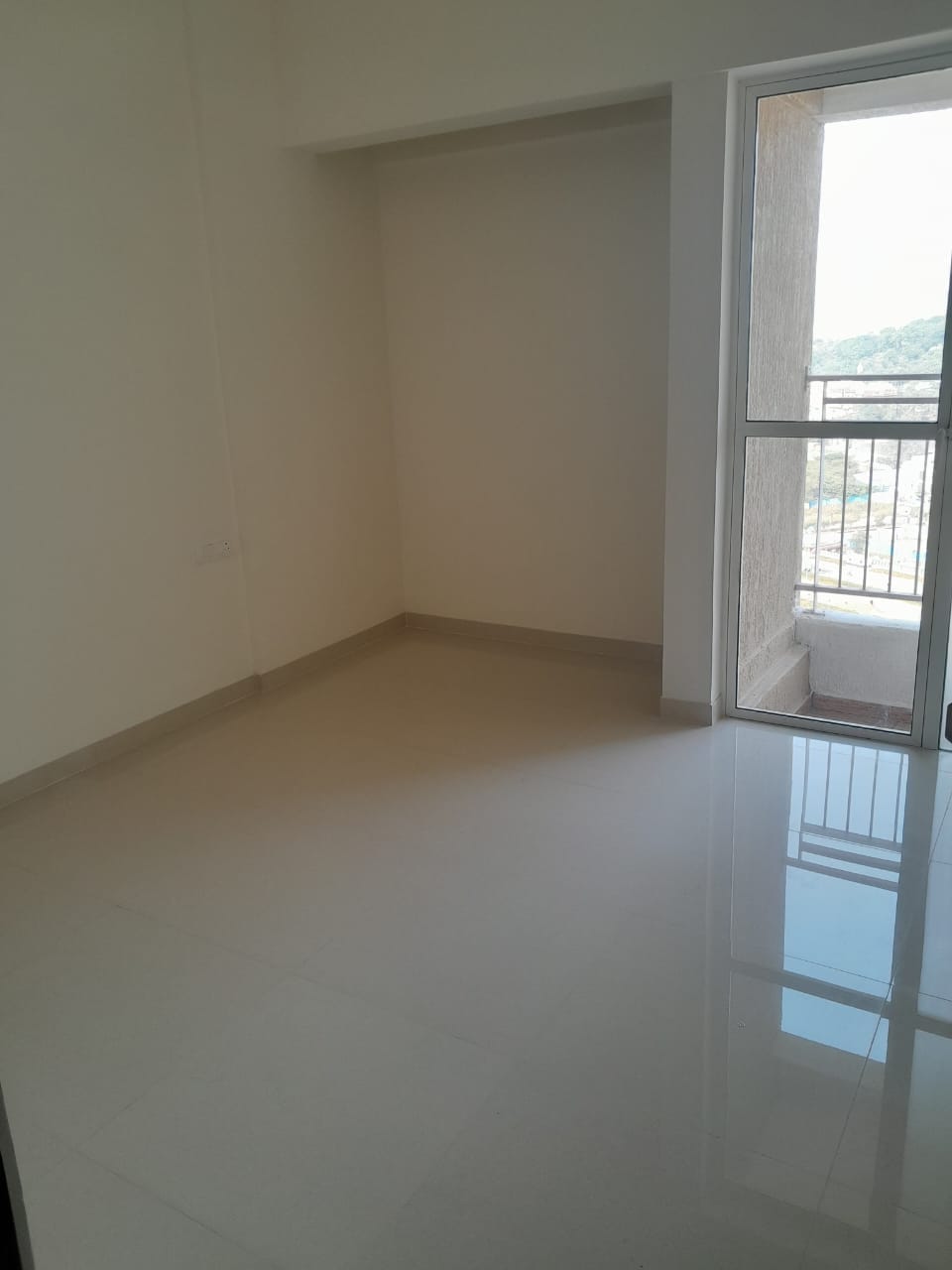 2.5 BHK Apartment For Sale in Wadhwa TW Gardens