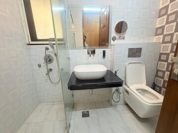 Bathroom in 6+ BHK Independent House at Sector 43 – for Sale