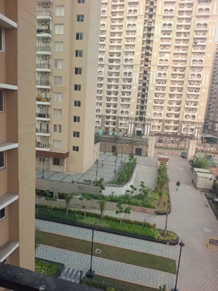 Exterior View, earthcon-casa-grande-ii 2 Bedroom 1155 Sq.Ft. Apartment In Chi V Greater Noida Greater Noida 9432007