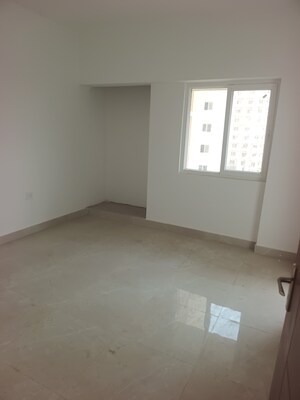 Room in 2 BHK Apartment at Earthcon Casa Grande II, Chi V Greater Noida – for Sale