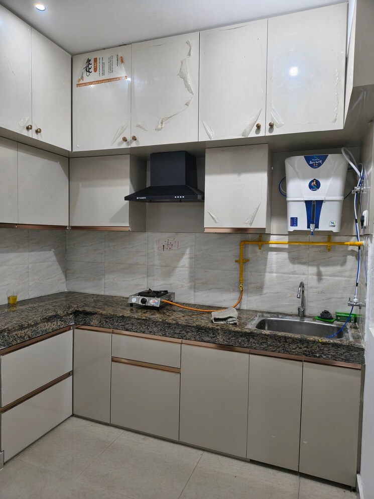 Kitchen, ajnara-le-garden 3 Bedroom 1295 Sq.Ft. Apartment In Sector 16b Greater Noida Greater Noida 9431760