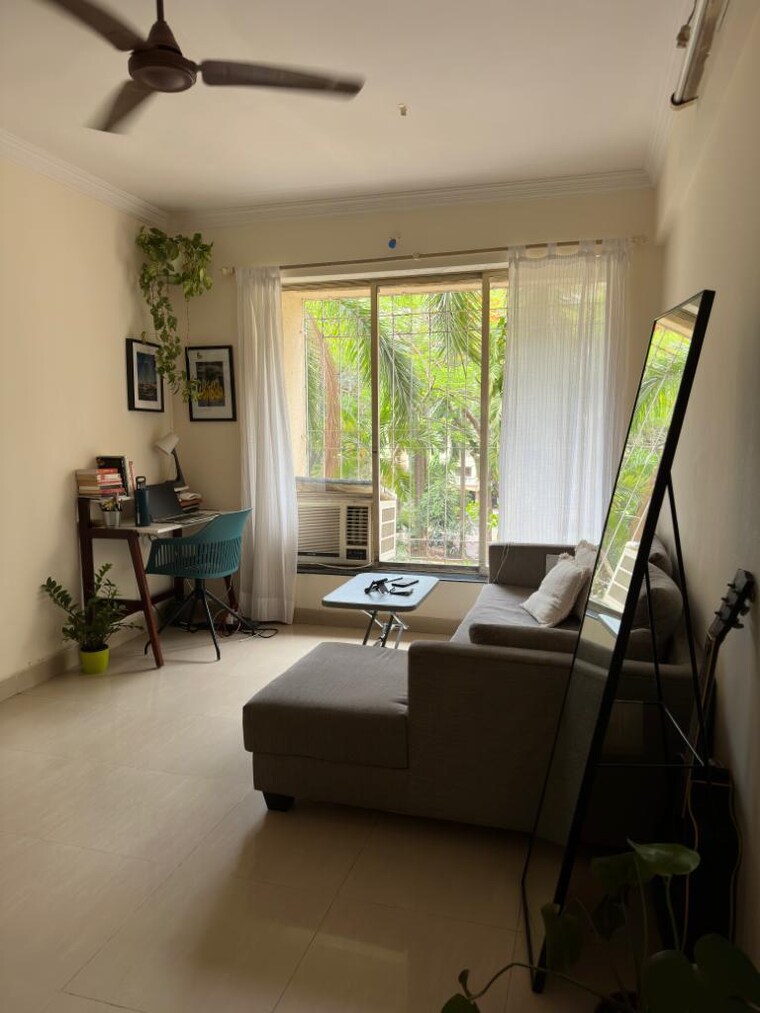 Living Room, thakur-gayatri-satsang 1 Bedroom 595 Sq.Ft. Apartment In Kandivali East Mumbai 9431869