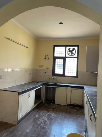 Kitchen in 3 BHK Independent House at Sector 50 – for Rent