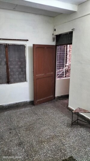 Kitchen in 1.5 BHK Builder Floor at Mayur Vihar – for Rent