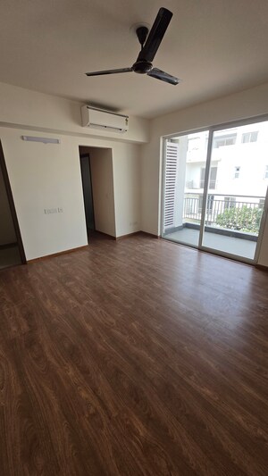 Furnished Amenities in 4 BHK Villa at Godrej Golf Links Crest, Sector 27 Yamuna Expressway – for Rent