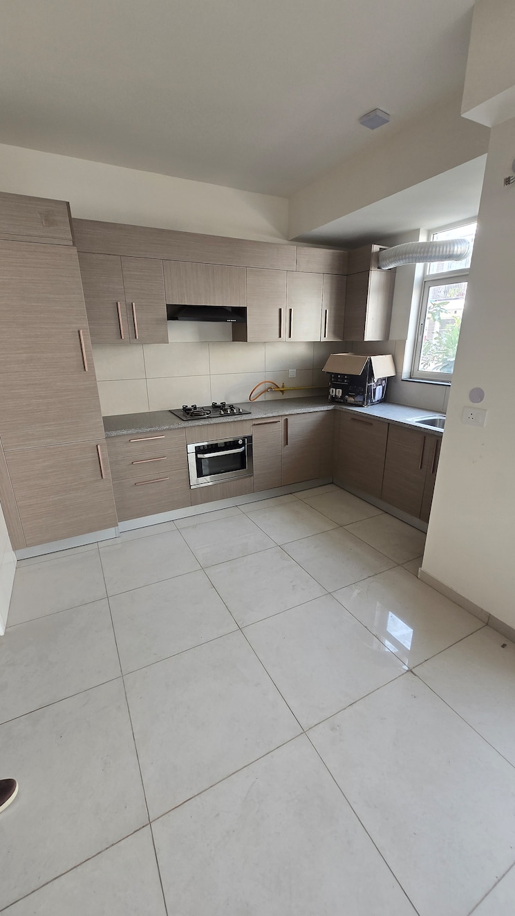 Bathroom, godrej-golf-links-crest 4 Bedroom 2865 Sq.Ft. Villa In Sector 27 Yamuna Expressway Greater Noida 9431937