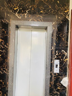 Building Lobby in 1 BHK Builder Floor at Ardee City, Sector 52 – for Rent