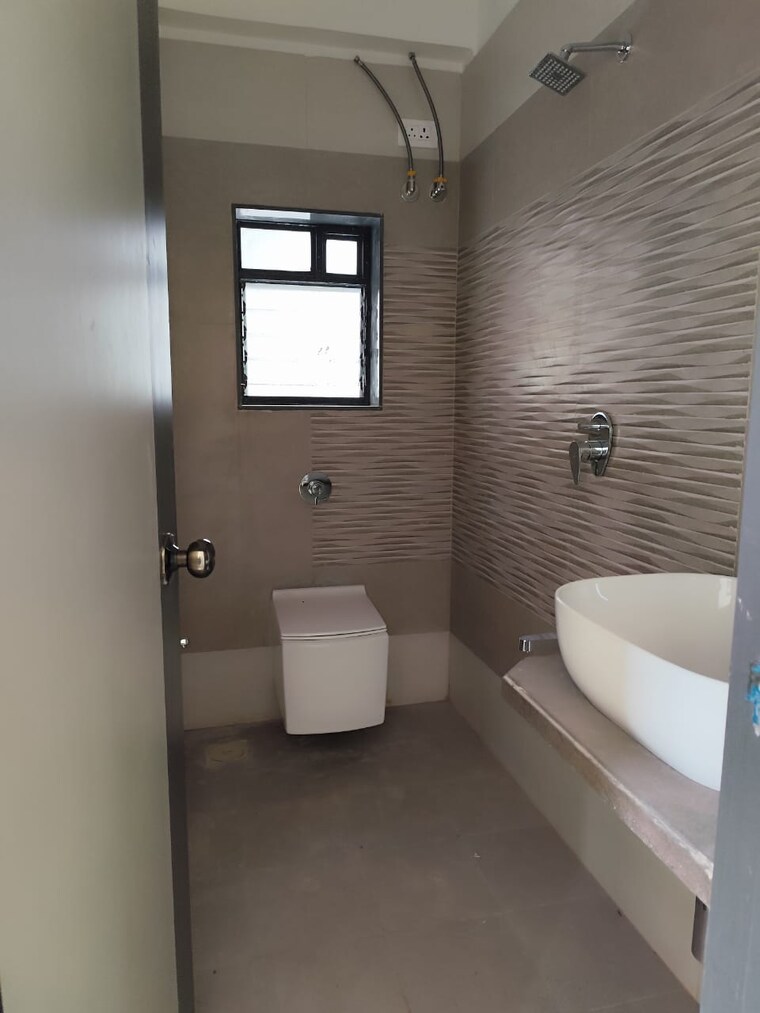Bathroom, mahavir-majesty 3 Bedroom 930 Sq.Ft. Apartment In Kandivali West Mumbai 9431934
