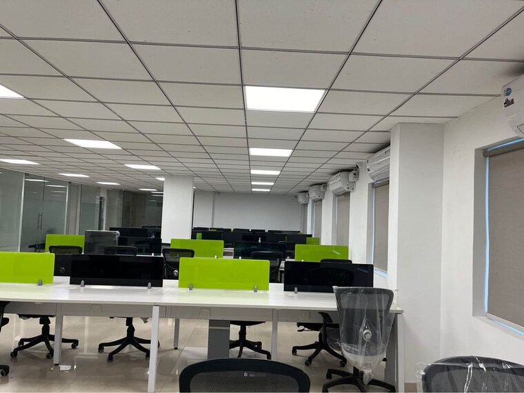 Team Area, vijay nagar Commercial Office Space 2400 Sq.Ft. In Vijay Nagar Indore 9431836