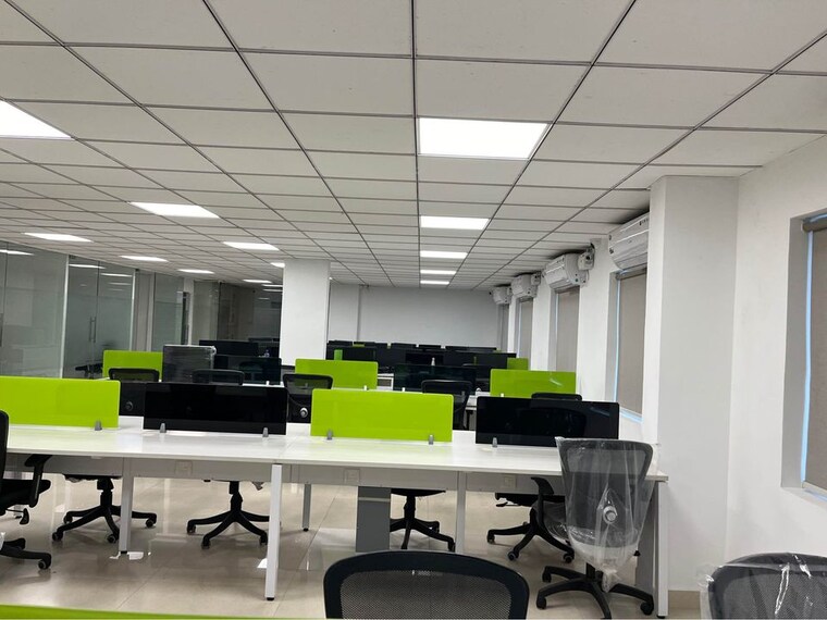Team Area, vijay nagar Commercial Office Space 2400 Sq.Ft. In Vijay Nagar Indore 9431836