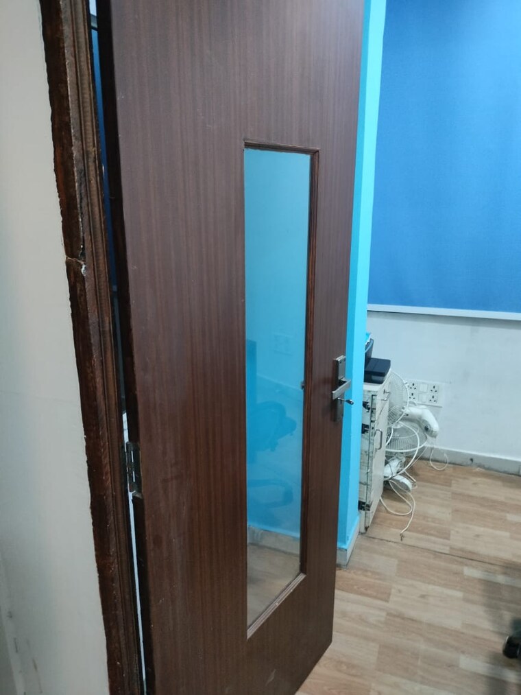 Exterior View, sector 63 Commercial Office Space 1200 Sq.Ft. In Sector 63 Noida 9432010