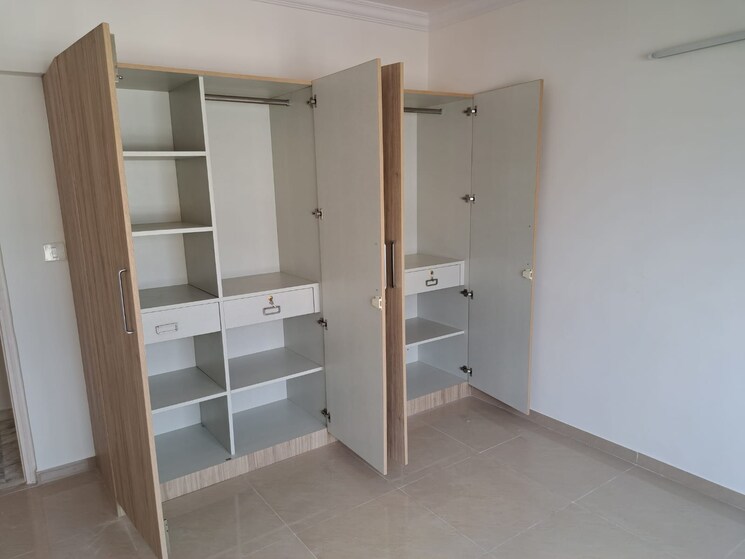 Room, nitesh-columbus-square 3 Bedroom 1950 Sq.Ft. Apartment In Bellary Road Bangalore 9432128