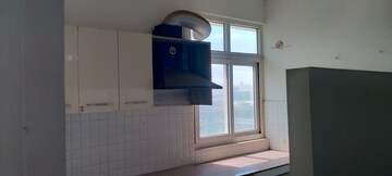 Room in 2 BHK Apartment at Tulip Lemon, Sector 69 – for Rent