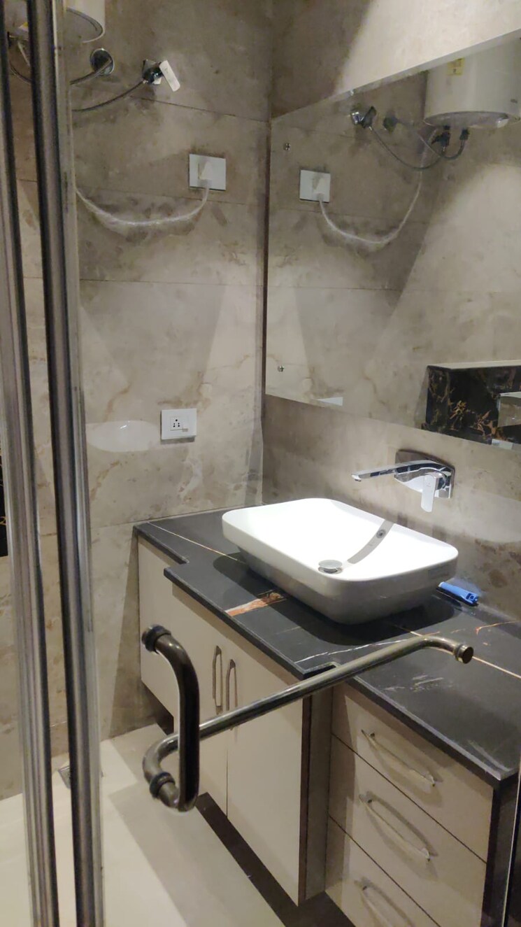 Bathroom, sector 43 3 Bedroom 3500 Sq.Ft. Builder Floor In Sector 43 Chandigarh 9432157