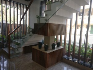 Staircase in 3 BHK Builder Floor at Sector 43 – for Rent