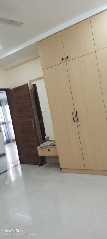 Furnished Amenities in 3 BHK Apartment at Pavani Laxmi Nivas, Madhapur – for Rent