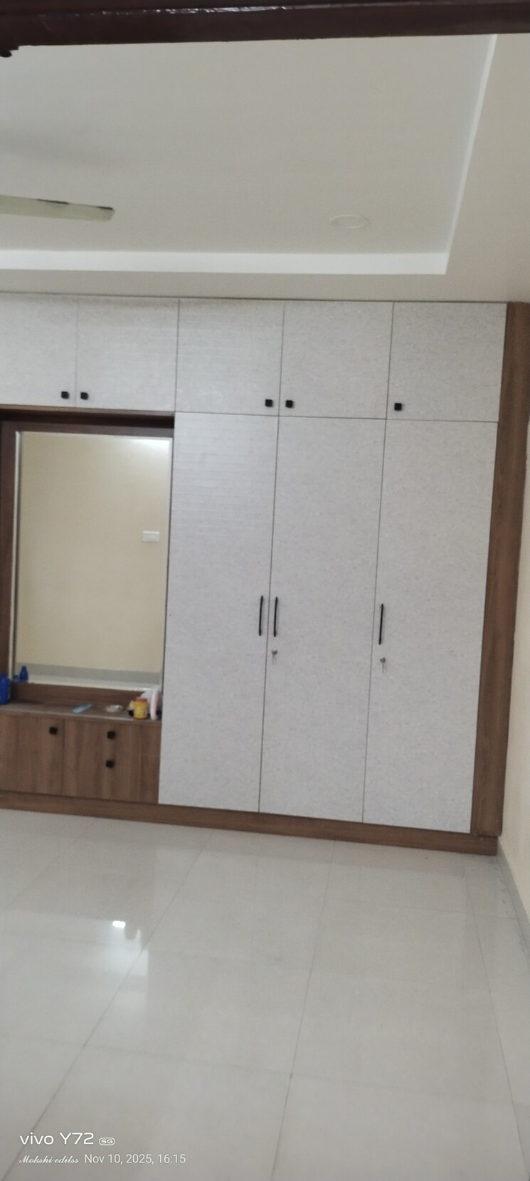 Room, pavani-laxmi-nivas 3 Bedroom 1800 Sq.Ft. Apartment In Madhapur Hyderabad 9432200