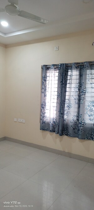 Room in 3 BHK Apartment at Pavani Laxmi Nivas, Madhapur – for Rent