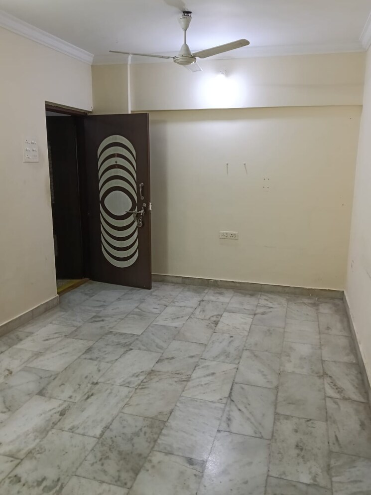 Room, chandraprabha-chs 1 Bedroom 600 Sq.Ft. Apartment In Bhandup East Mumbai 9432287