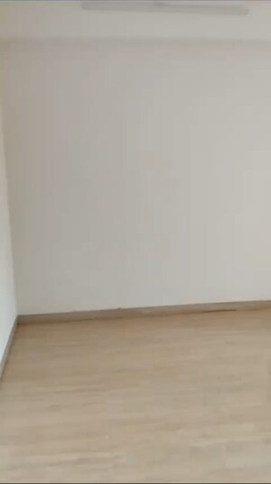 Room in 2 BHK Apartment at Velentine Tower, Goregaon East – for Rent