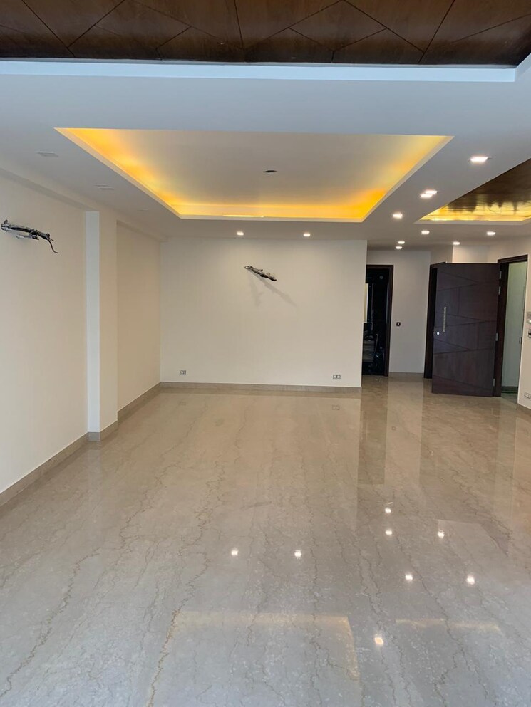 Room, mohit-house 3 Bedroom 2700 Sq.Ft. Builder Floor In Sushant Lok I Gurgaon 9432351