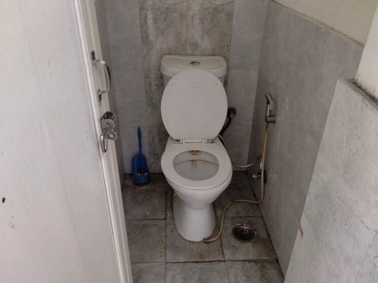 Bathroom, tulip-lemon 2 Bedroom 526 Sq.Ft. Apartment In Sector 69 Gurgaon 9432373